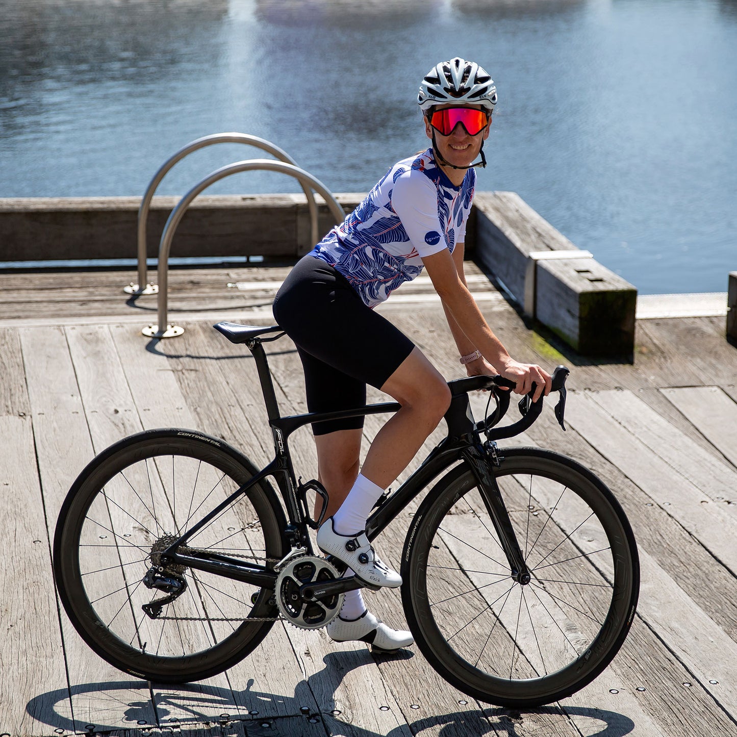 women's cycling jersey, cycling jersey, womens cycling jersey, ladies cycling jersey, Garmin watch, Fizik, Fizik shoes, Scott Foil Premium, Roval, Kask, Kask Mojito